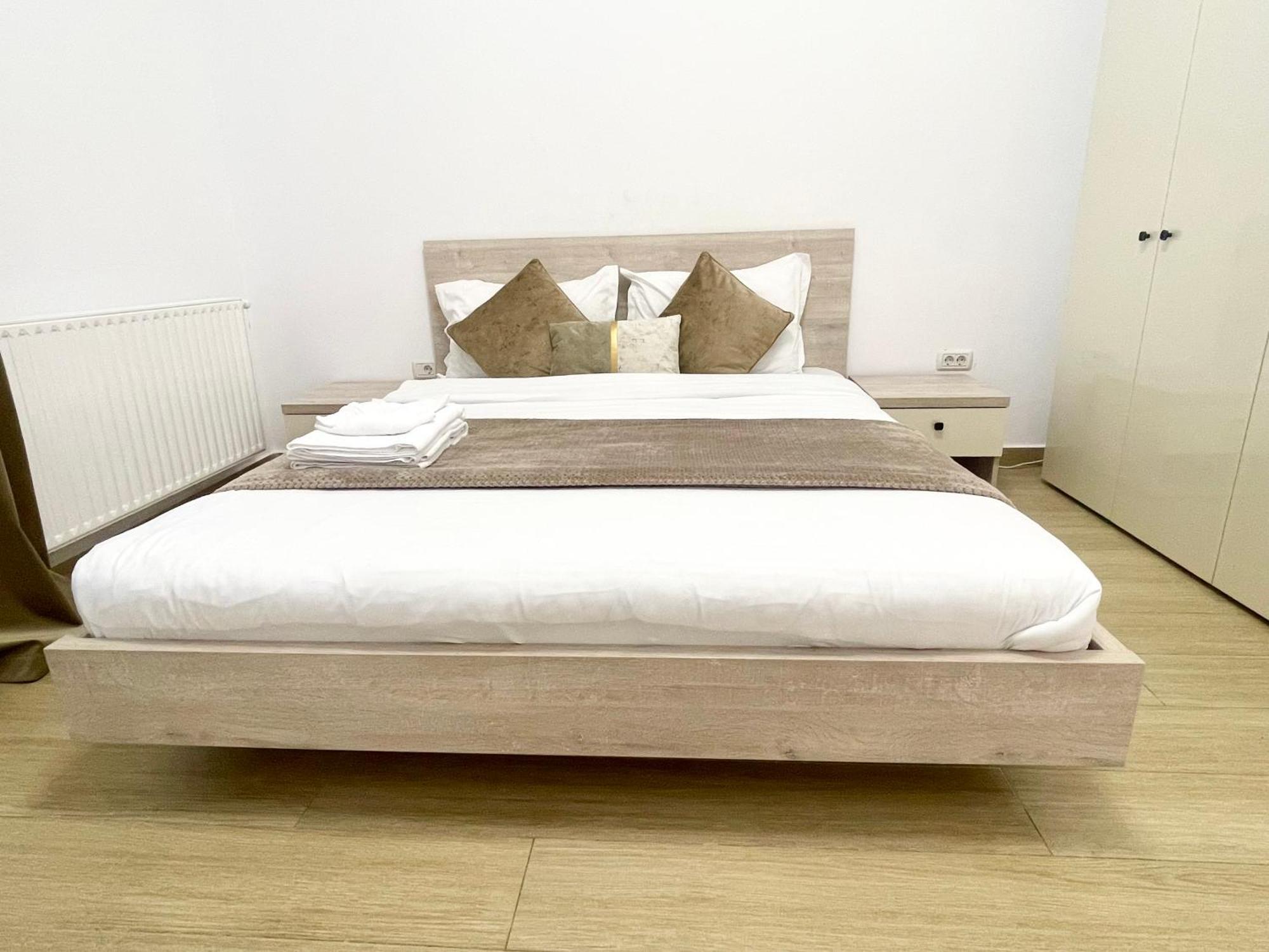 Adress P4 Appartement *